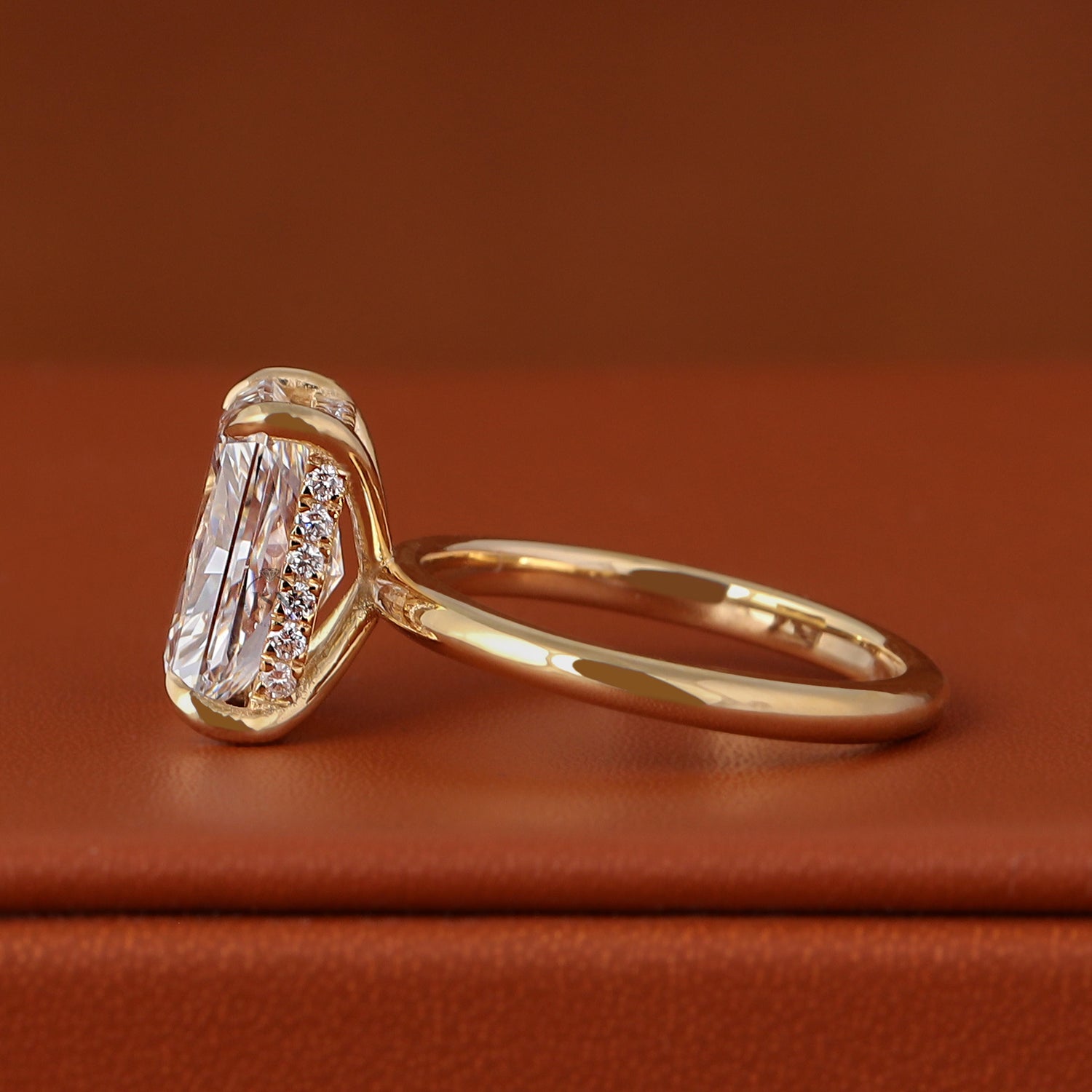 3.50 CT Radiant Cut Lab-Grown Diamond Solitaire Engagement Ring 14k Solid Gold