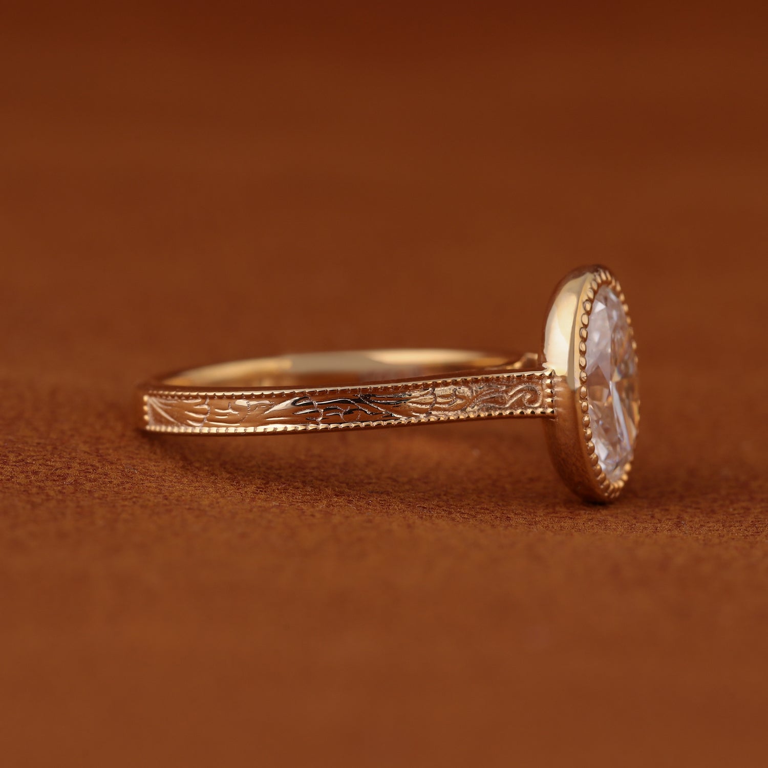 Elegant Pear Shaped Engagement Ring Featuring Princess Cut Diamond