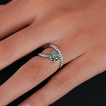 Round Solitaire Engagement Ring Set