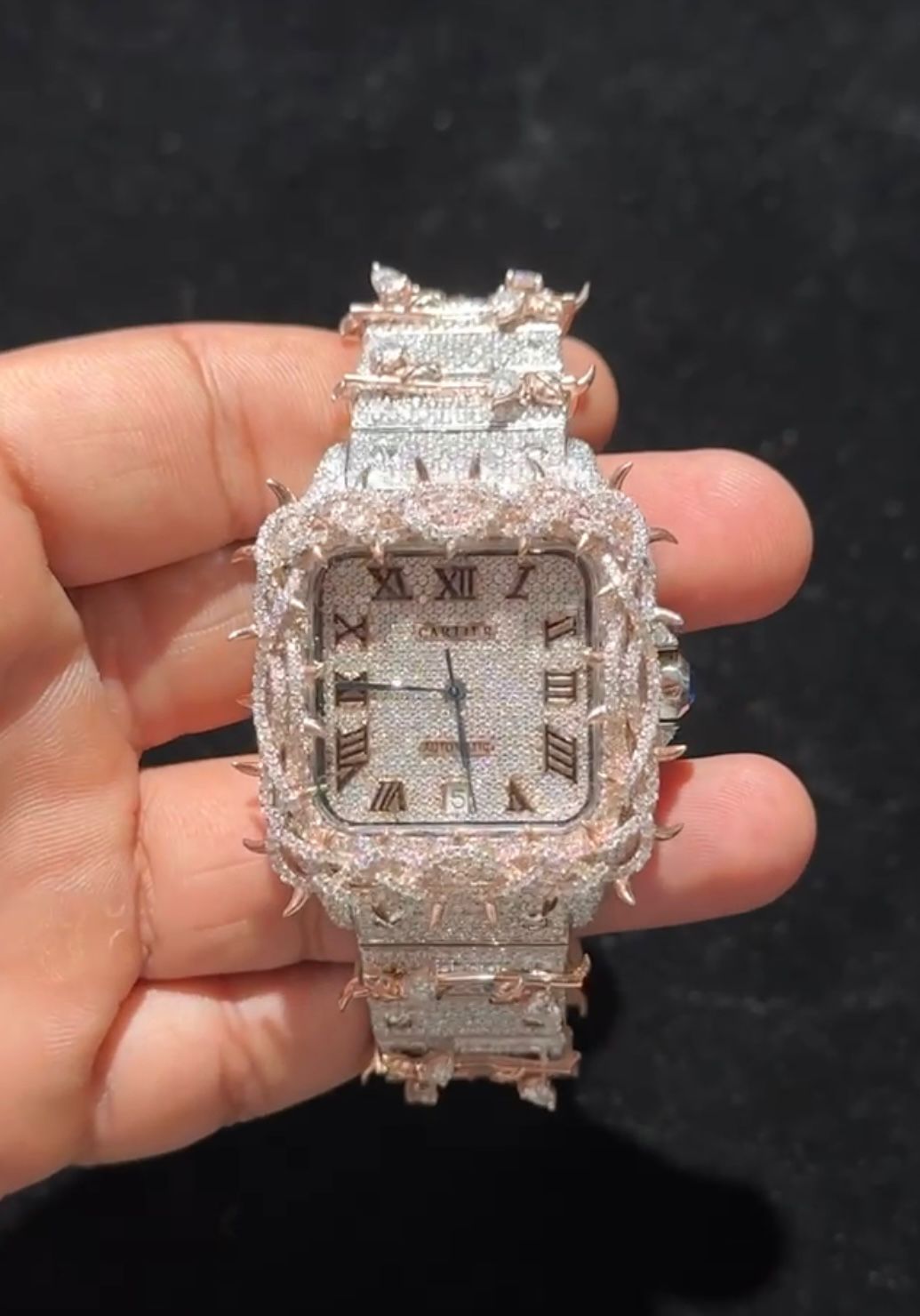 Customized Round Cut Moissanite Diamond Fully Iced out Rose Gold Watch