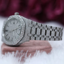 Round Dial VVS Moissanite Luxurious Fully Icy Elegant Watch