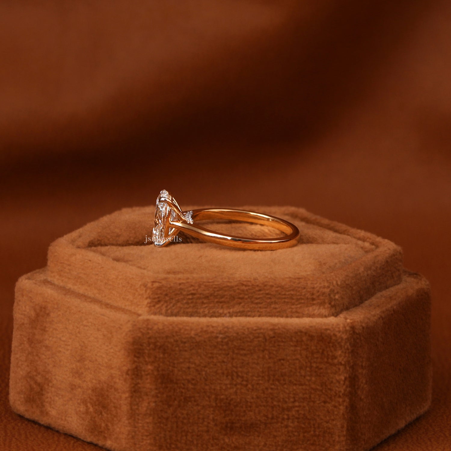 Shop Oval Engagement Rings – Lab-Grown Diamond Cathedral Ring