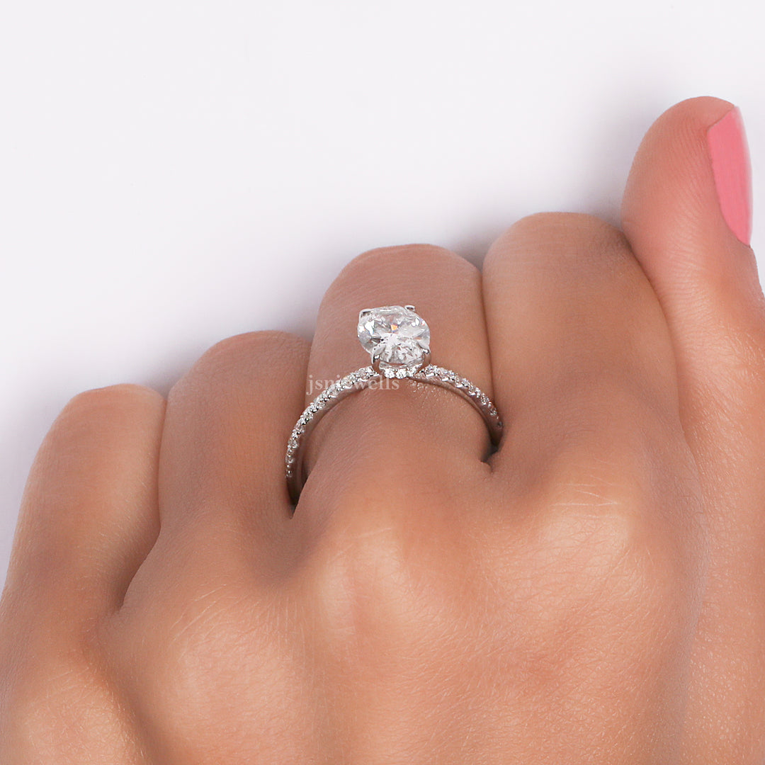 Oval Cut Lab Grown Diamond Engagement Ring – Hidden Halo & Pave Setting