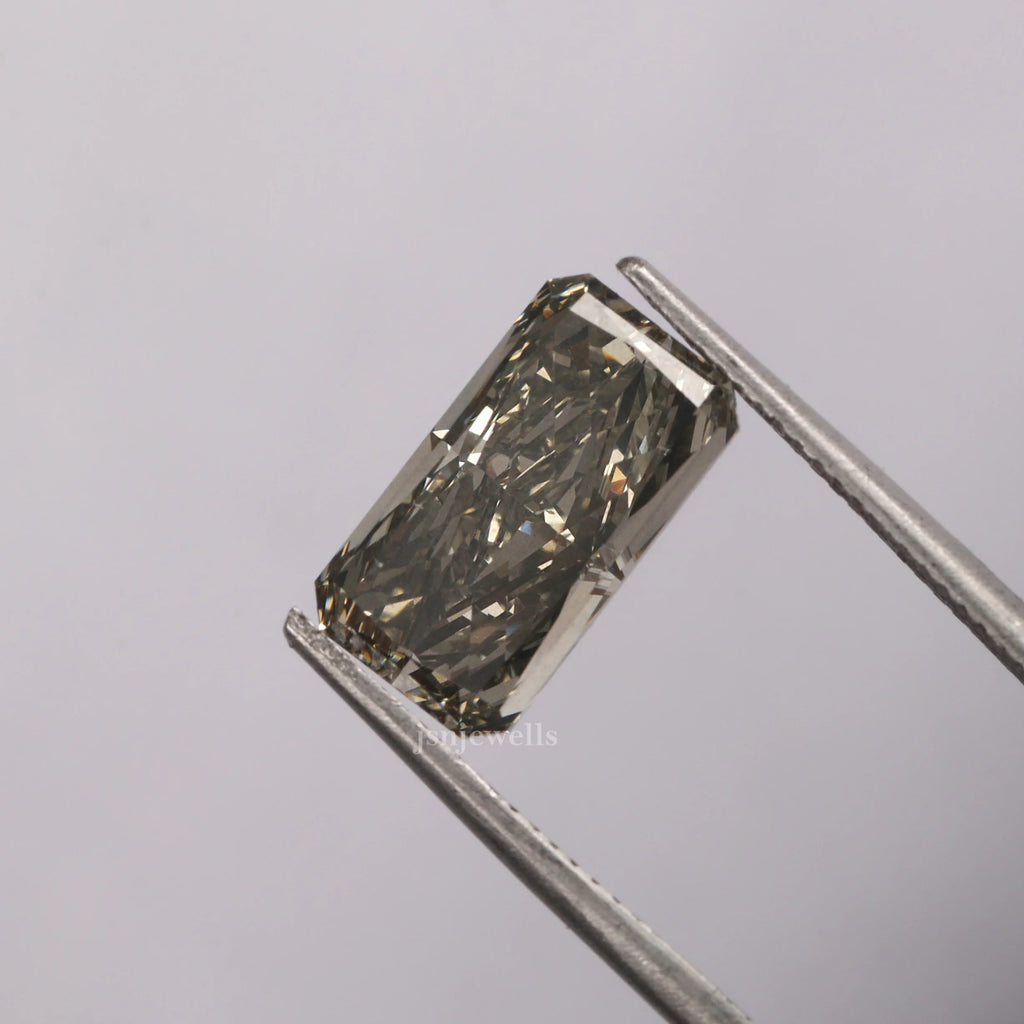 4 Carat Grey Radiant Cut CVD Brilliant Cut Loose Diamond