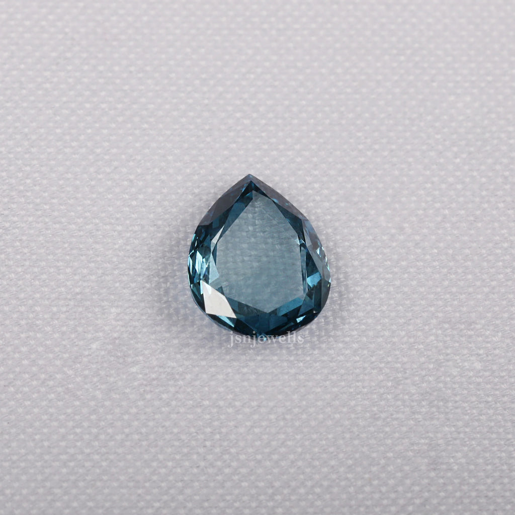 1 Carat Portrait Pear Cut Blue CVD Lab Grown Loose Diamond