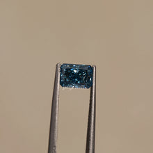 2.75 Carat Fancy Blue Radiant Cut Loose Diamond VS1 Clarity Use For Customize Ring