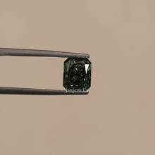 2 CT Radiant Cut Loose Lab Grown Diamond Green Color VS1 Clarity