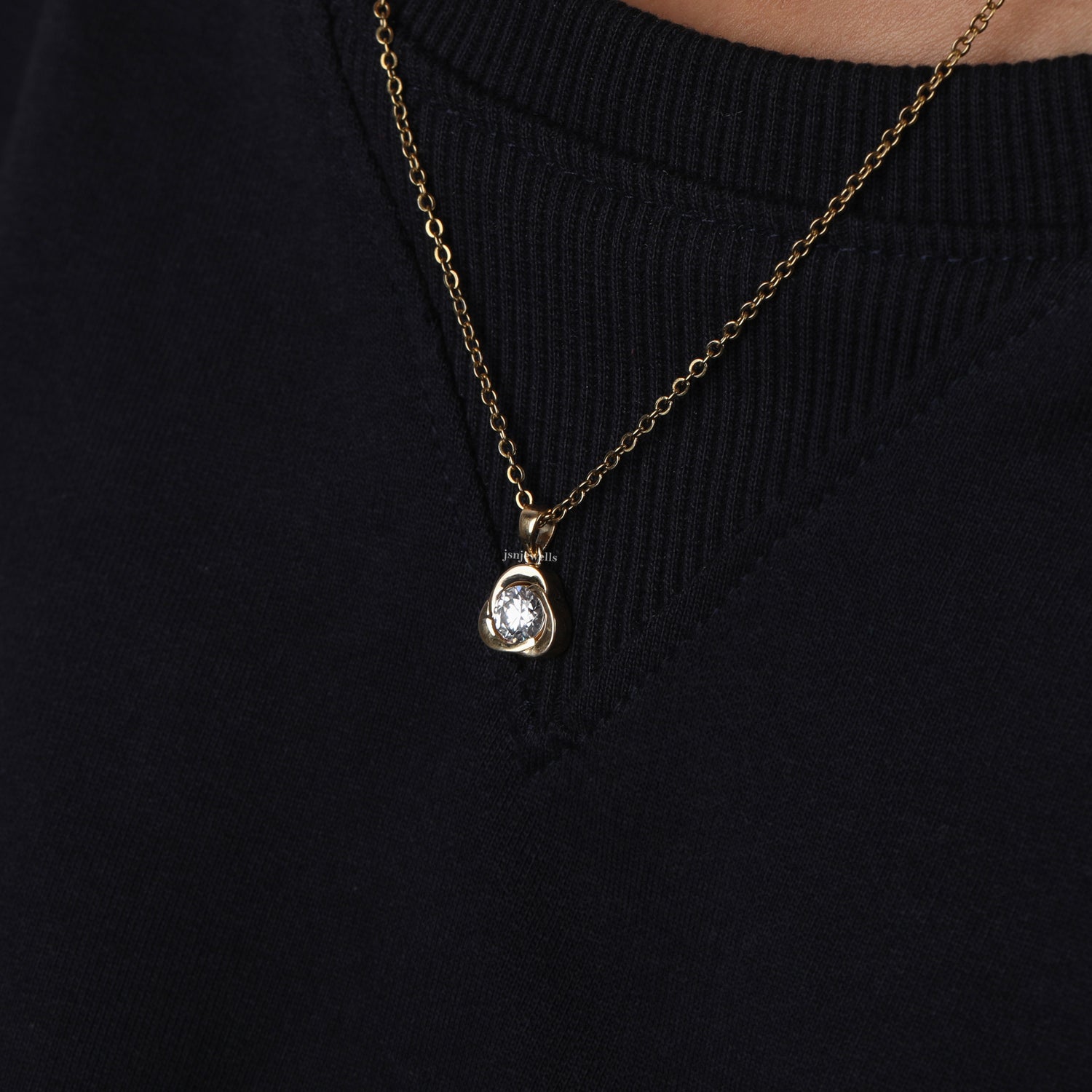 Round Cut Lab Grown Diamond Flower Solitaire Pendant Necklace