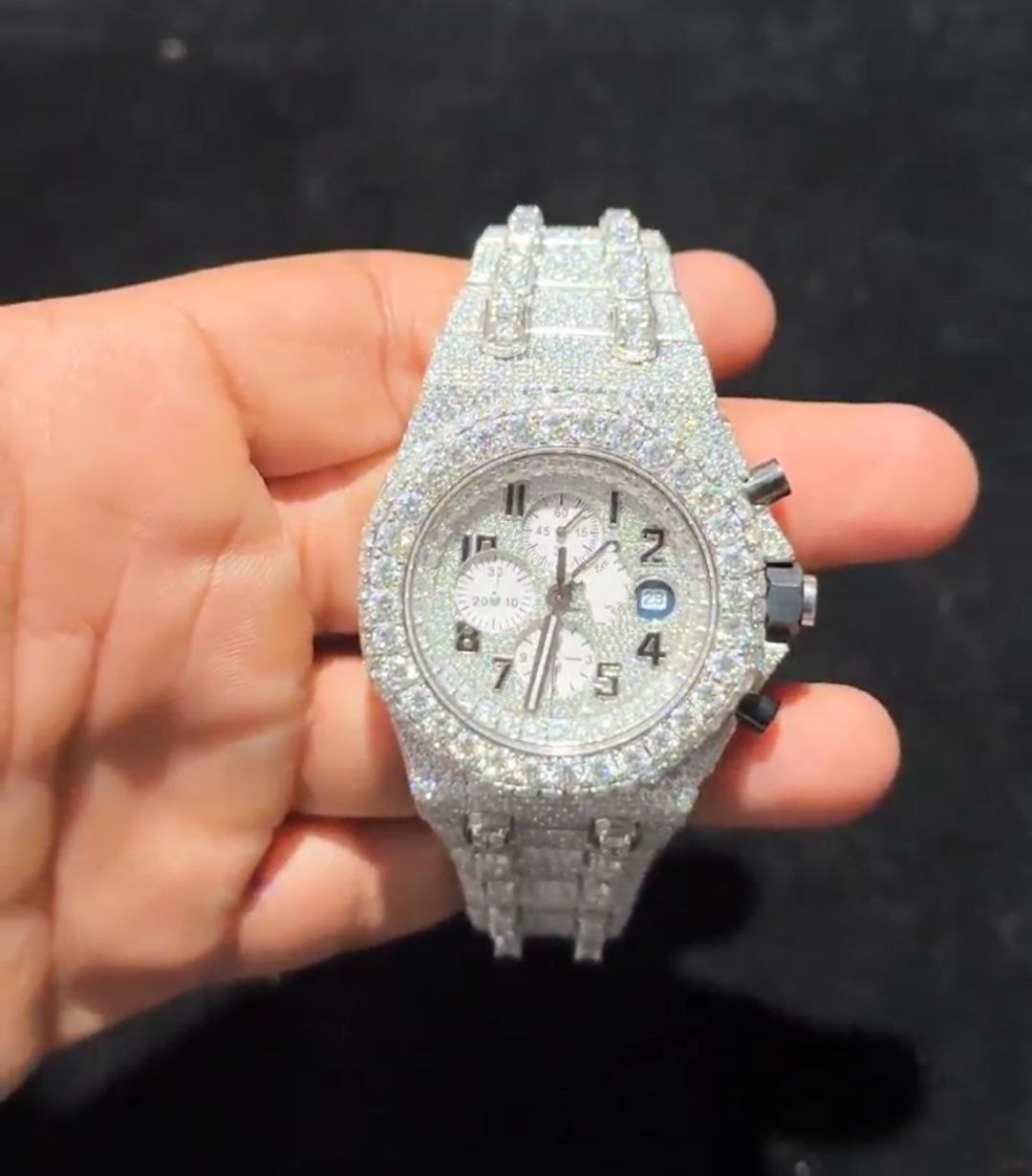 Customized Full Iced Out Japan Movement Moissanite Diamond Watch