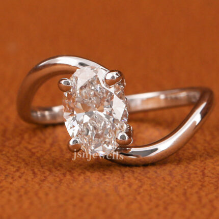 hidden halo engagement ring