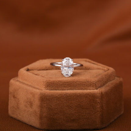 2 carat oval diamond ring