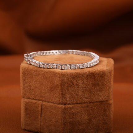 lab grown diamond tennis bracelet​