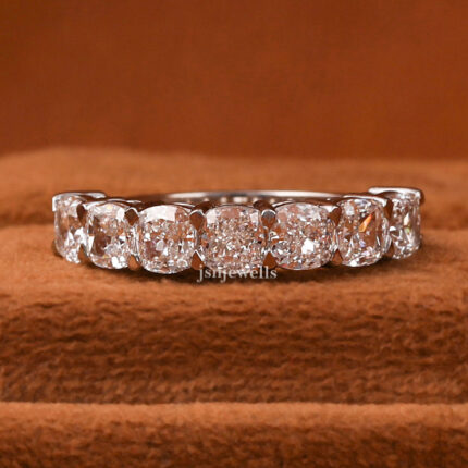 cushion cut halo ring