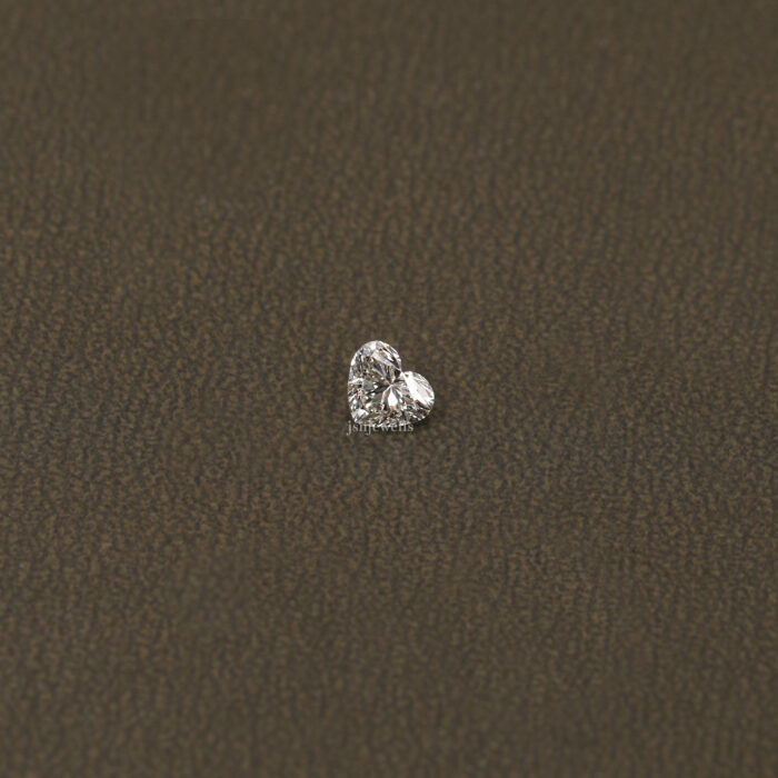 heart shaped diamond​